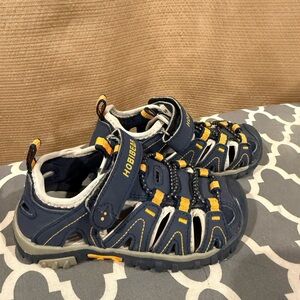 Hobibear  Kids Sandals 9.5